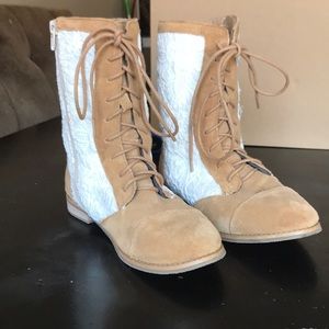 Big girls tan and lace boots!